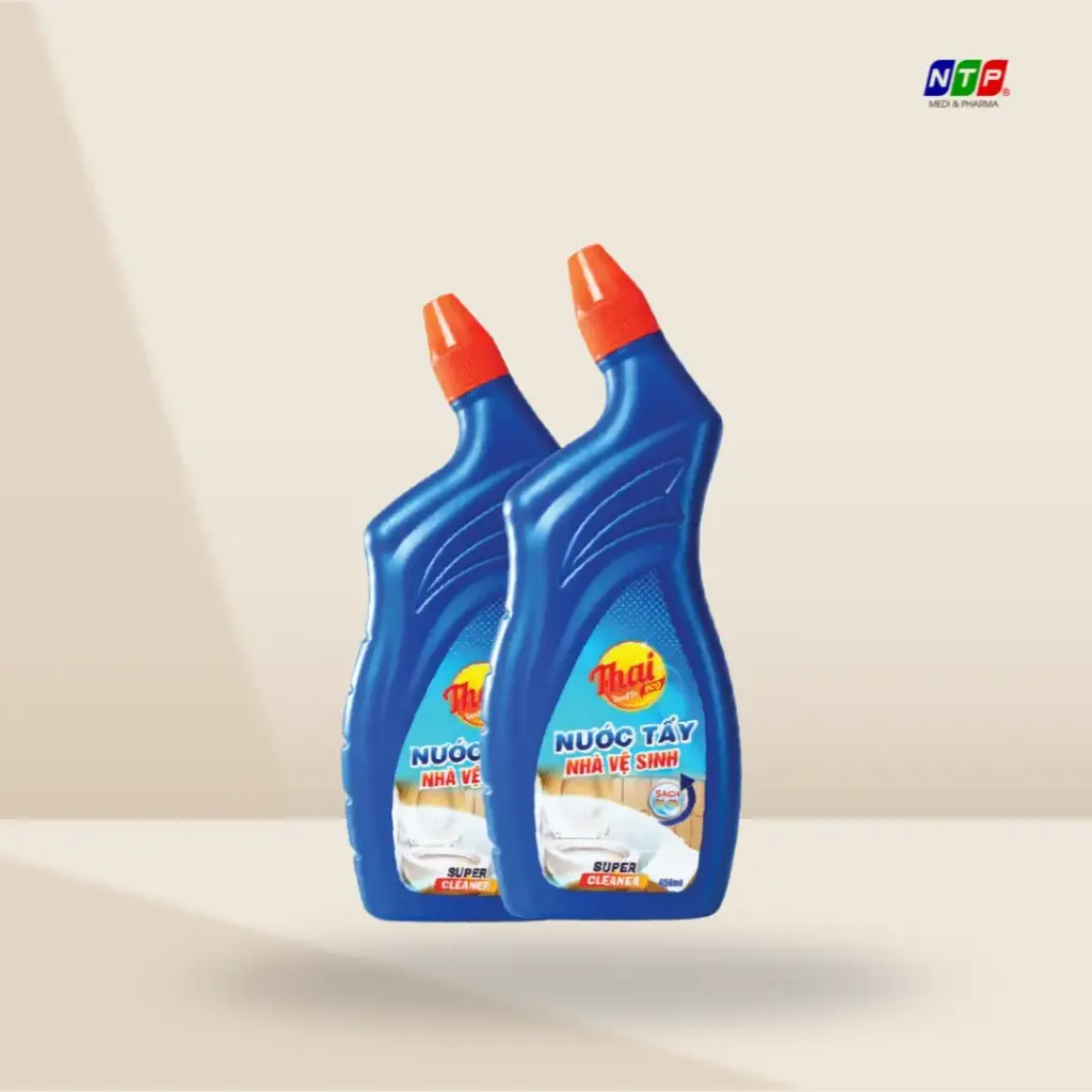 Tẩy nhà vệ sinh ThaiEco chai xanh vòi 650ml
